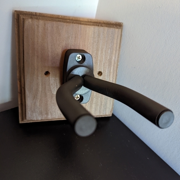 Handmade Wooden Guitar Wall Hanger/Mount- Adjustable For Acoustic/Electr… - Picture 4 of 4